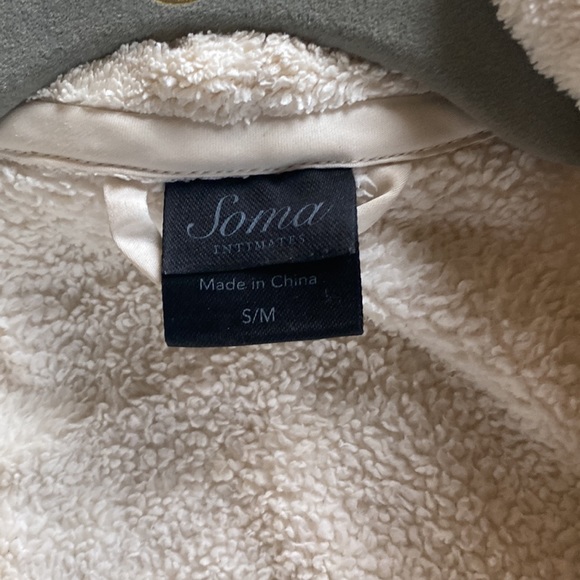 Some Intimates Bath Robe - Picture 2 of 6